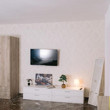 Hotel Piso Compartido Delyrent, Reja Jaén Zewnętrze zdjęcie