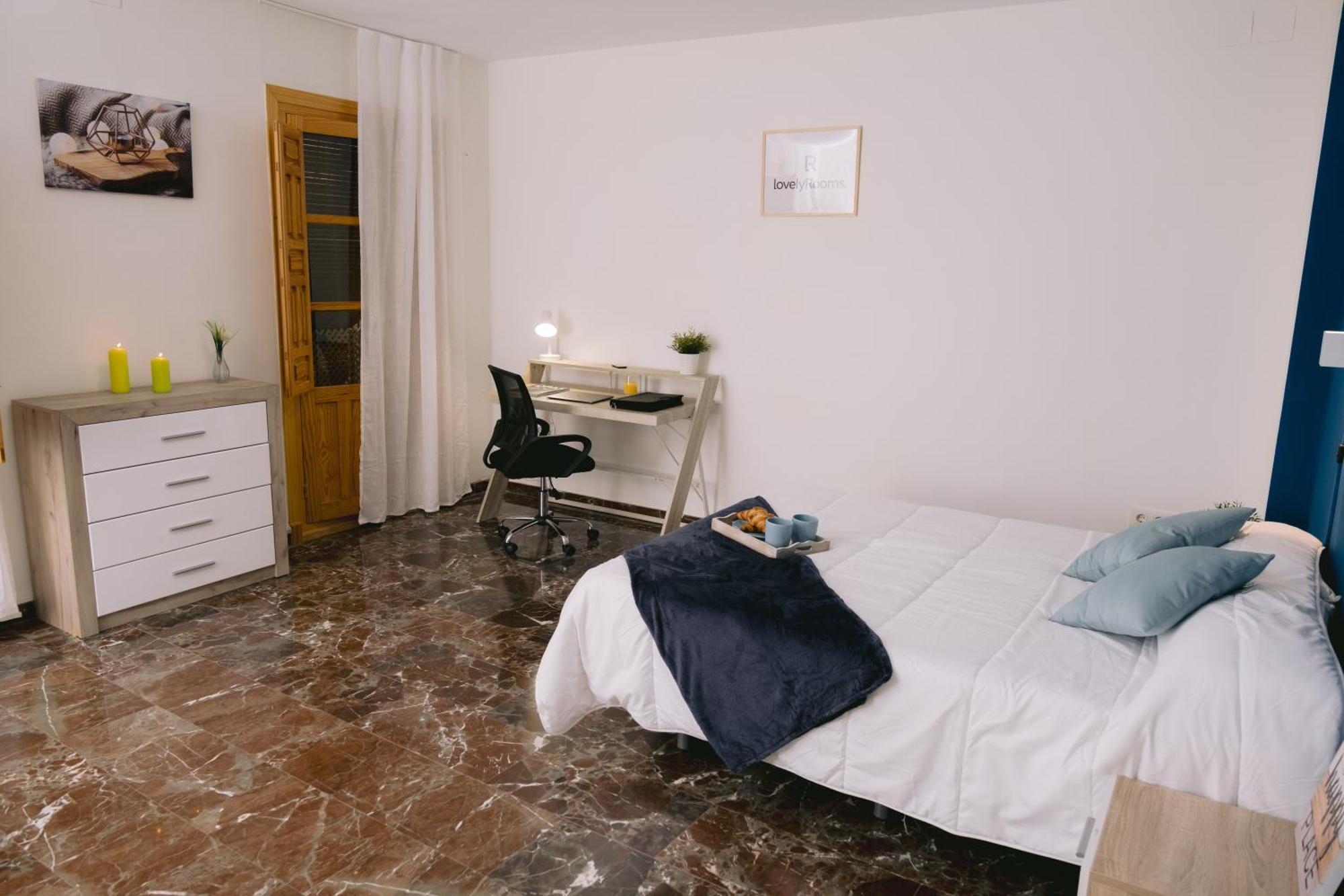 Hotel Piso Compartido Delyrent, Reja Jaén Zewnętrze zdjęcie