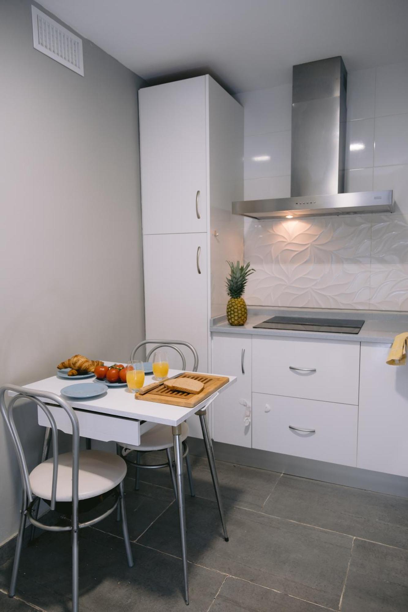 Hotel Piso Compartido Delyrent, Reja Jaén Zewnętrze zdjęcie